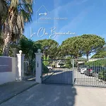 아파트 Soir D Ete Proche Et Tropez Ix *